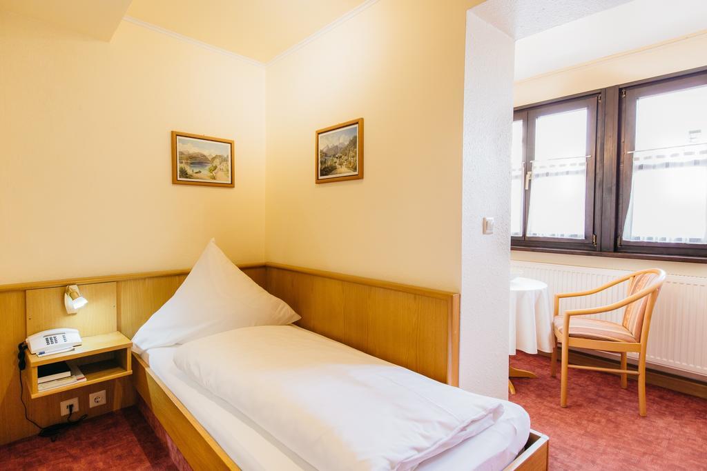 Klassik Hotel Am Tor Weiden in der Oberpfalz Luaran gambar